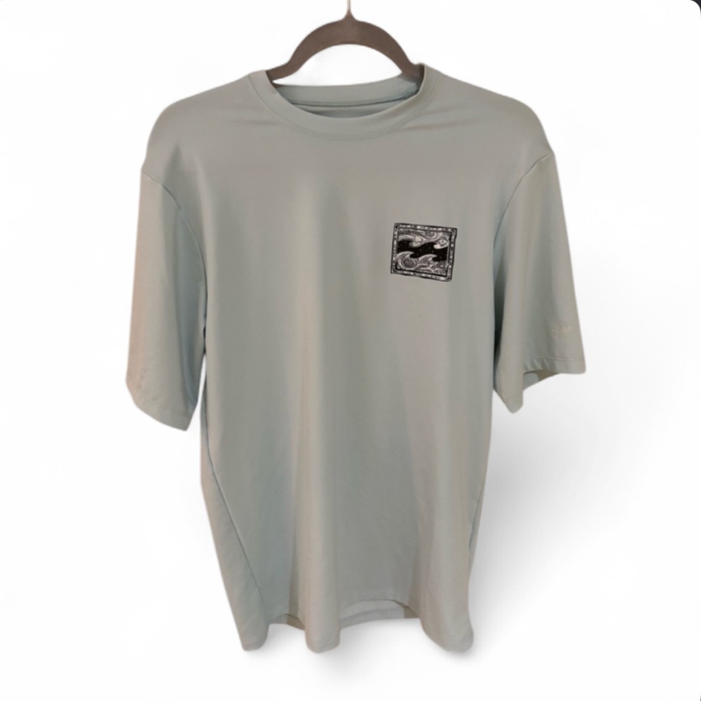 Billabong Crayon Wave Loose Fit Short Sleeve Surf Shirt • Size Medium